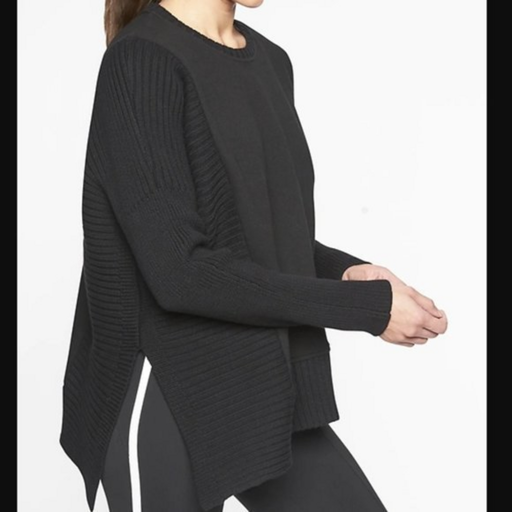 Athleta Bayridge Sweatshirt‎ XS Black Asymmetric Kn